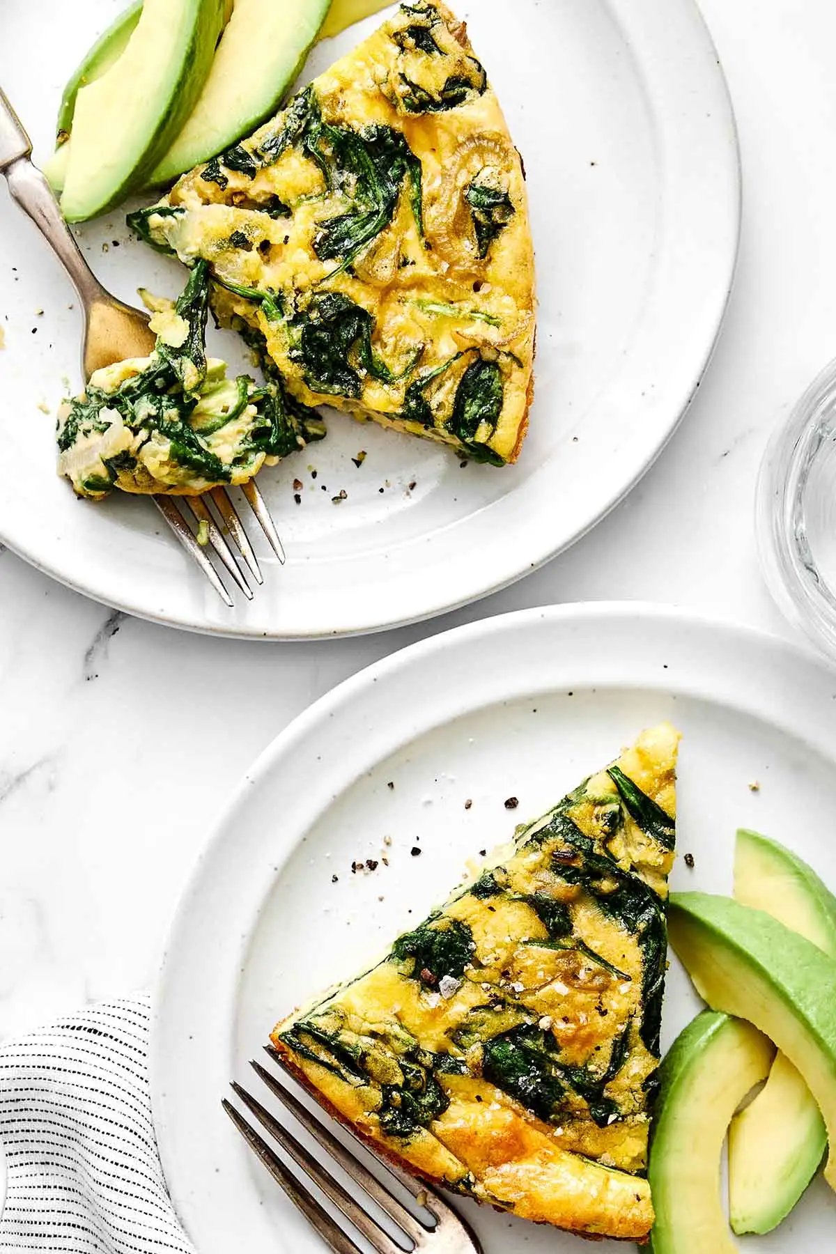 Tranches de quiche sans croûte.